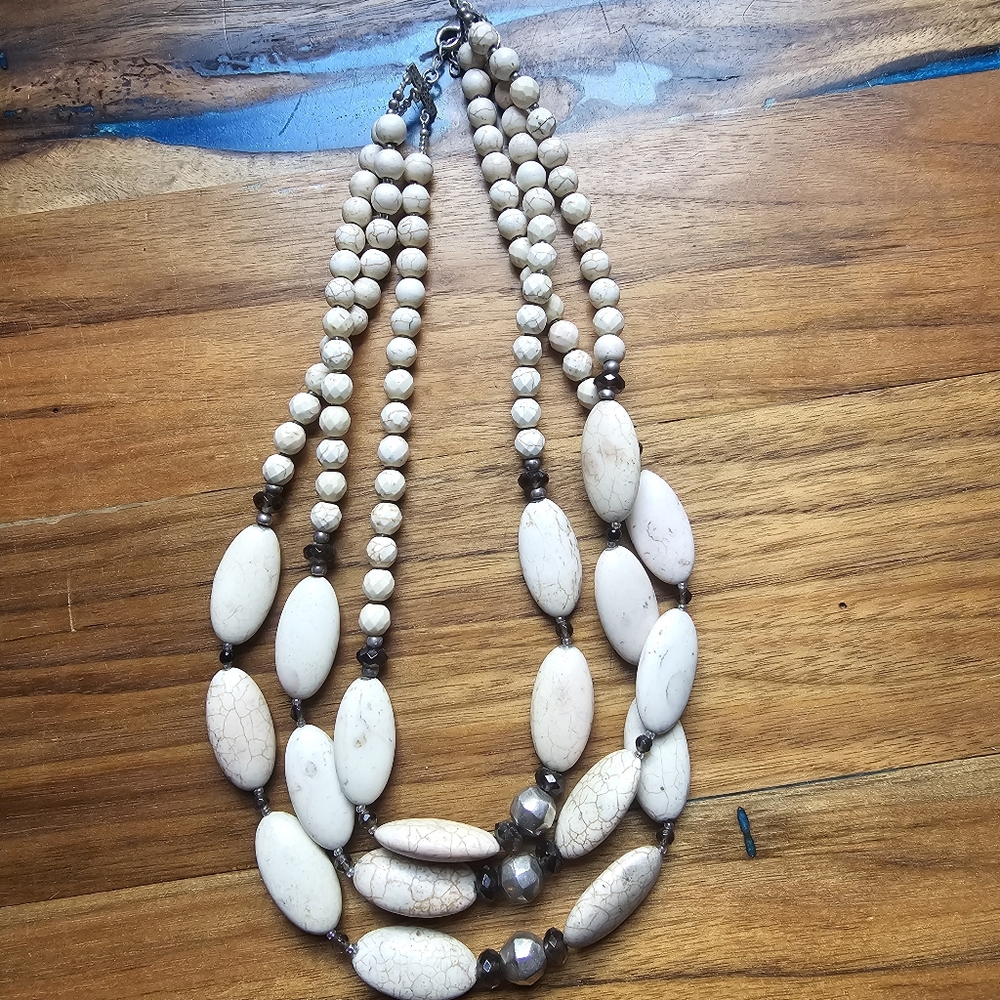 Silpada Act Natural Smoky Quartz And White Howlite Necklace